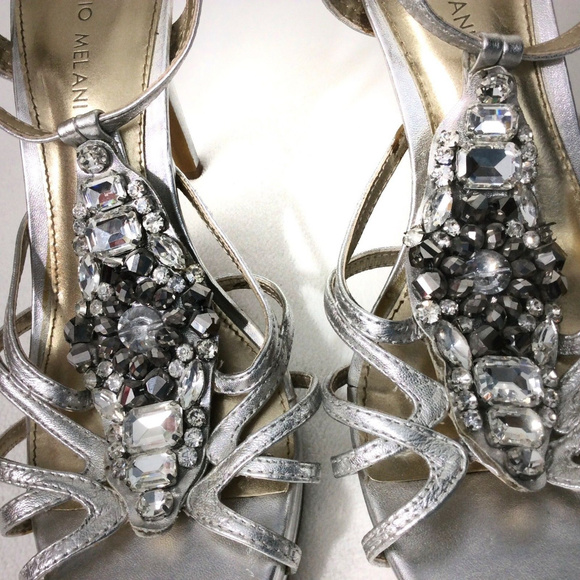 ❌SOLD❌Antonio Melani Silver Jeweled Stilleto's 9.5 - Picture 4 of 8